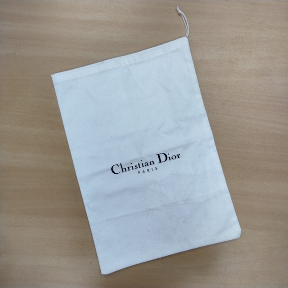 Authentic Christian Dior Lady Dior Bifold Patent Leather Wallet in Purple 💜 - Picture 4 of 16